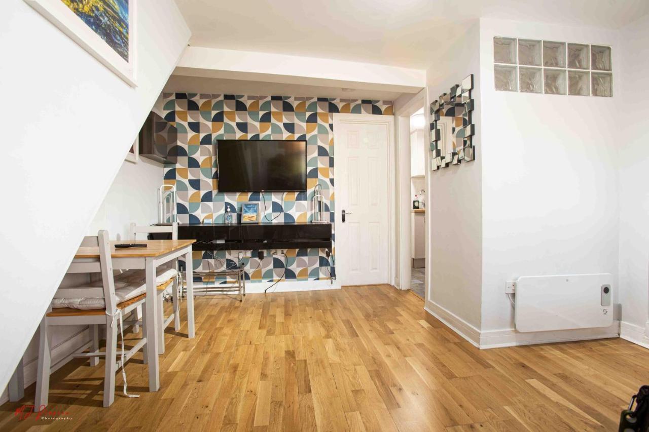 Near Beach - Sv - Ground Floor Small 1 Bedroom - Self Check In Weymouth Exteriér fotografie